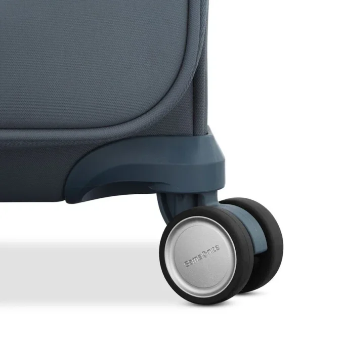 Elevation™ Plus mala grande com rodas e laterais flexíveis Elevation™ Plus mala grande com rodas e laterais flexíveis
